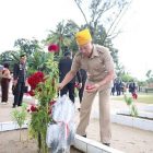 Dinsos Sintang Gelar Upacara Ziarah Makam Pahlawan Peringati Hari Pahlawan 2024